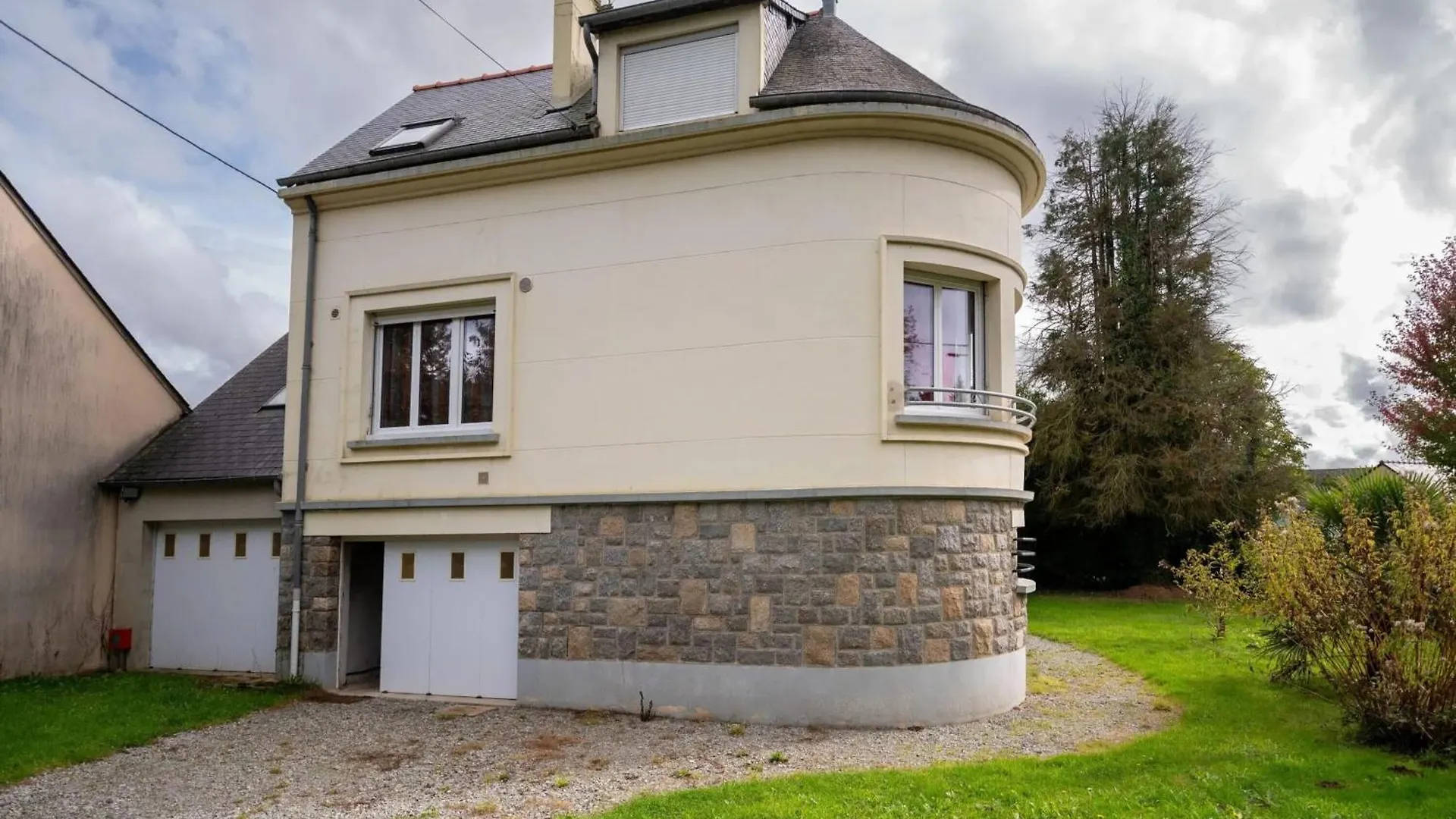 Maison Confortable Pres De La Foret De Broceliande, Bbq La Chapelle-Caro 0*,  Frankrig